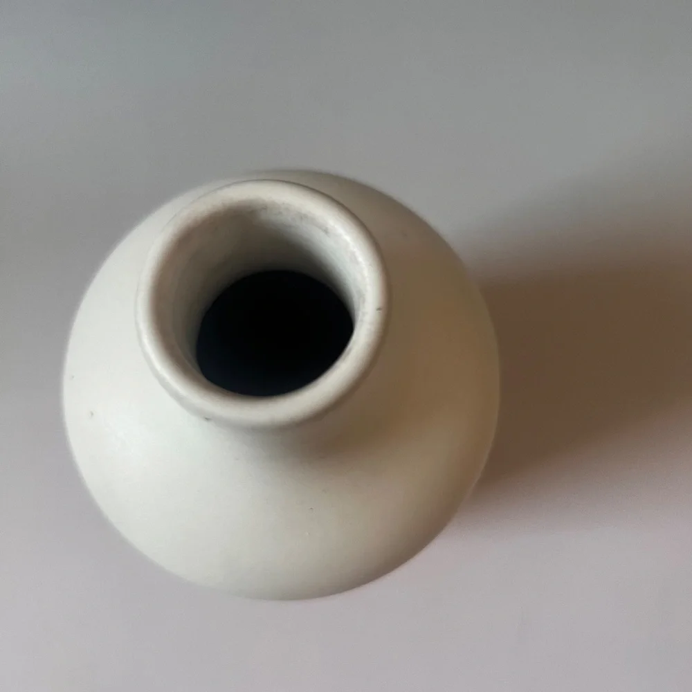 West Elm Matte White Ceramic Bud Vase Minimalist Modern Decor 9
